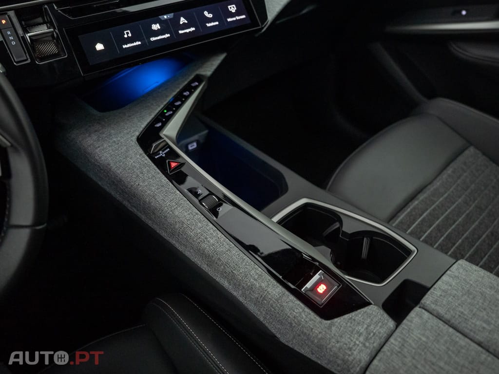 Peugeot E-3008 73 kWh Allure