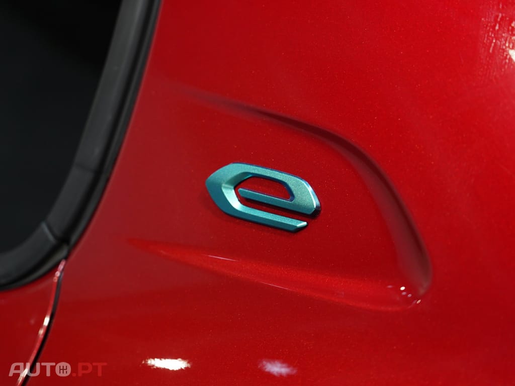 Peugeot E-208 50 kWh Allure
