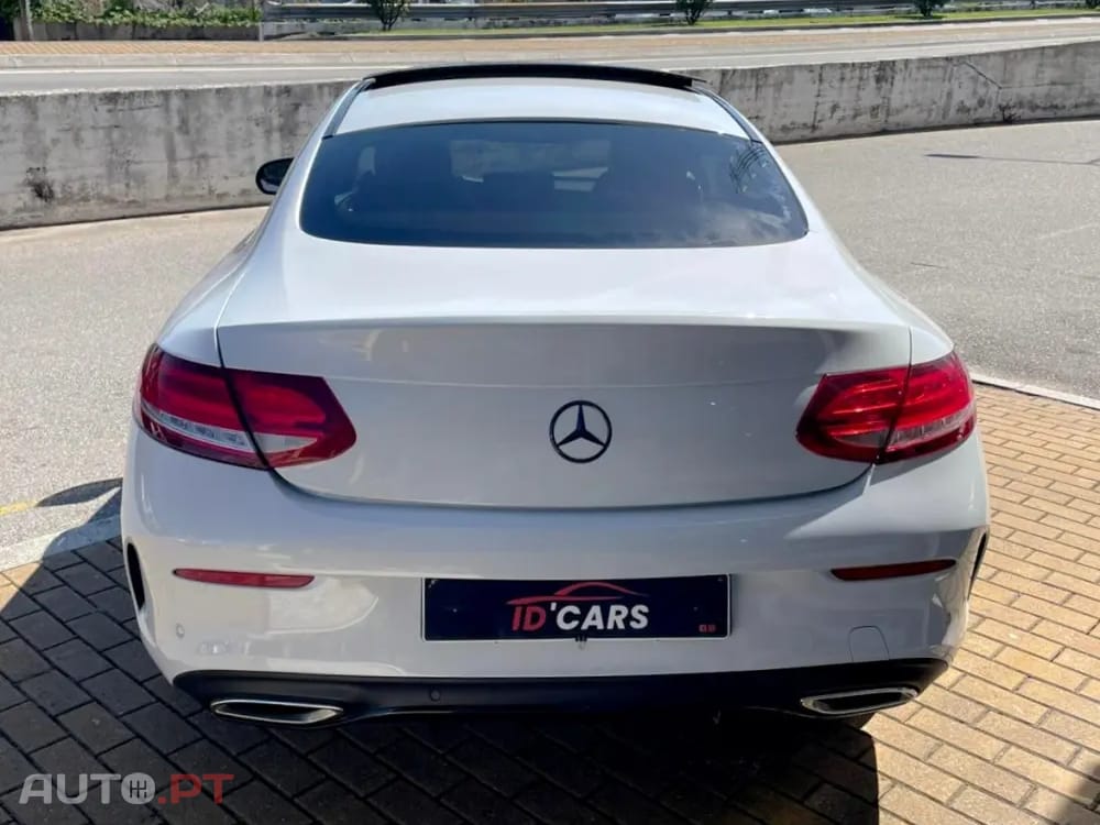 Mercedes-Benz C 220 d 9G-TRONIC AMG Line