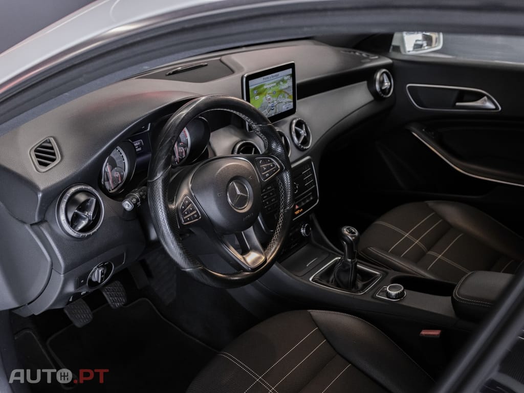 Mercedes-Benz CLA 180 Urban Style Edition