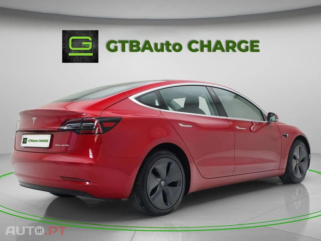 Tesla Model 3 Long Range AWD 