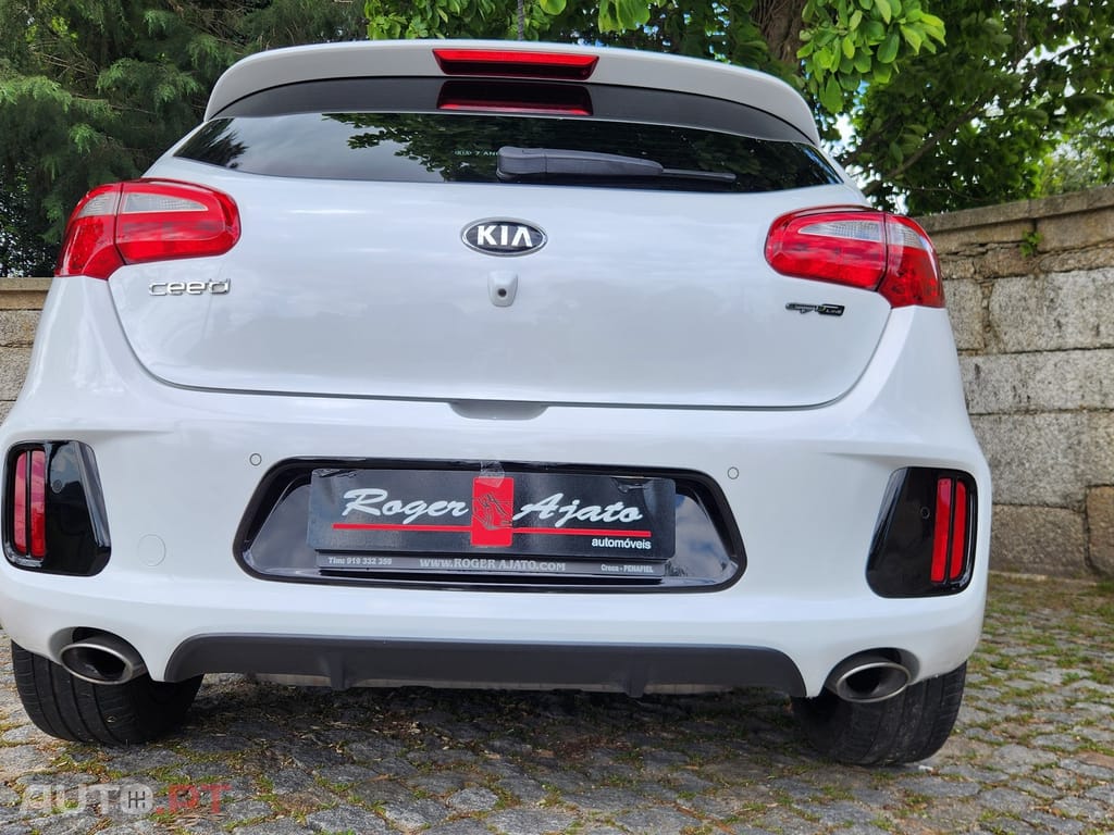 Kia Ceed 1.6 CRDi GT Line