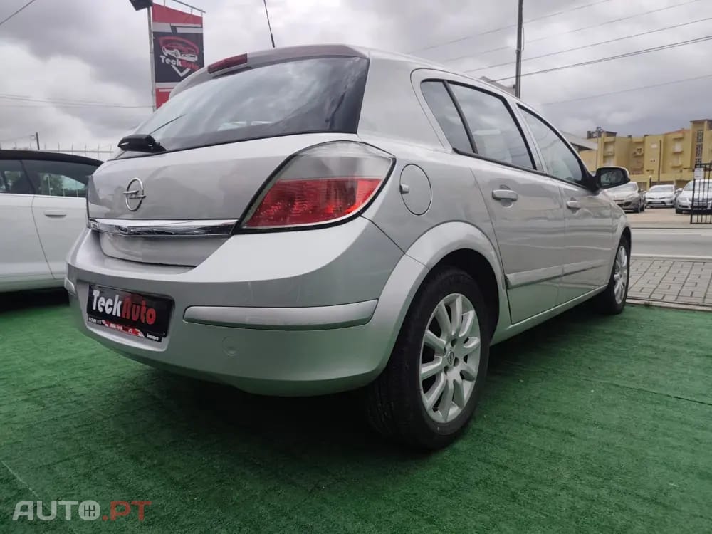 Opel Astra 1.4 EDITION