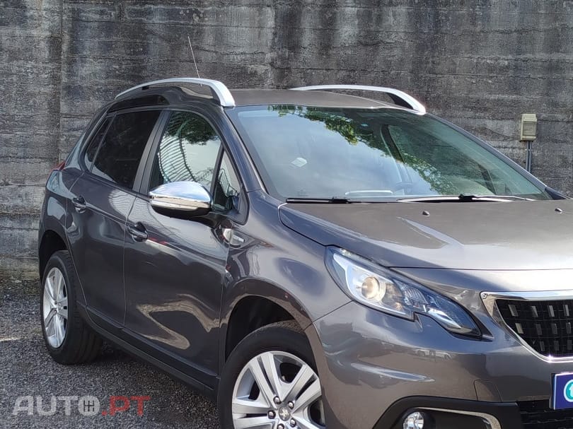 Peugeot 2008 1.2 PureTech Style