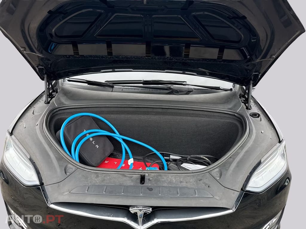 Tesla Model X I.V.A DEDUTIVEL Long Range