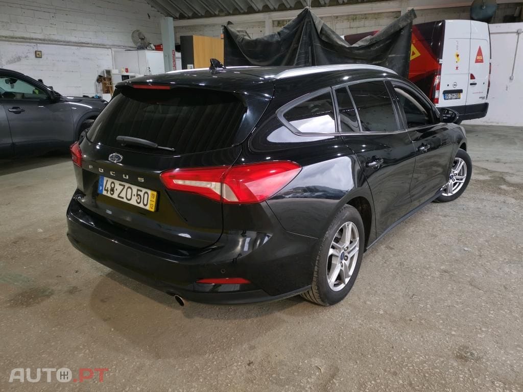 Ford Focus SW 1.5 TDCi EcoBlue Business