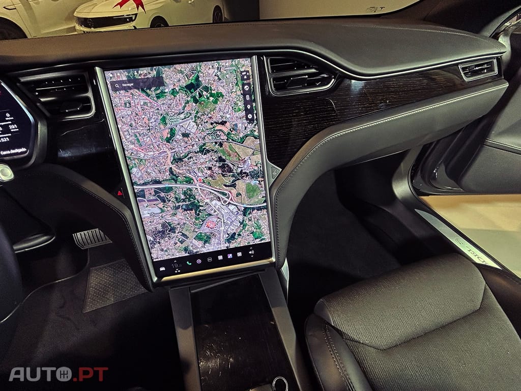 Tesla Model S 75D