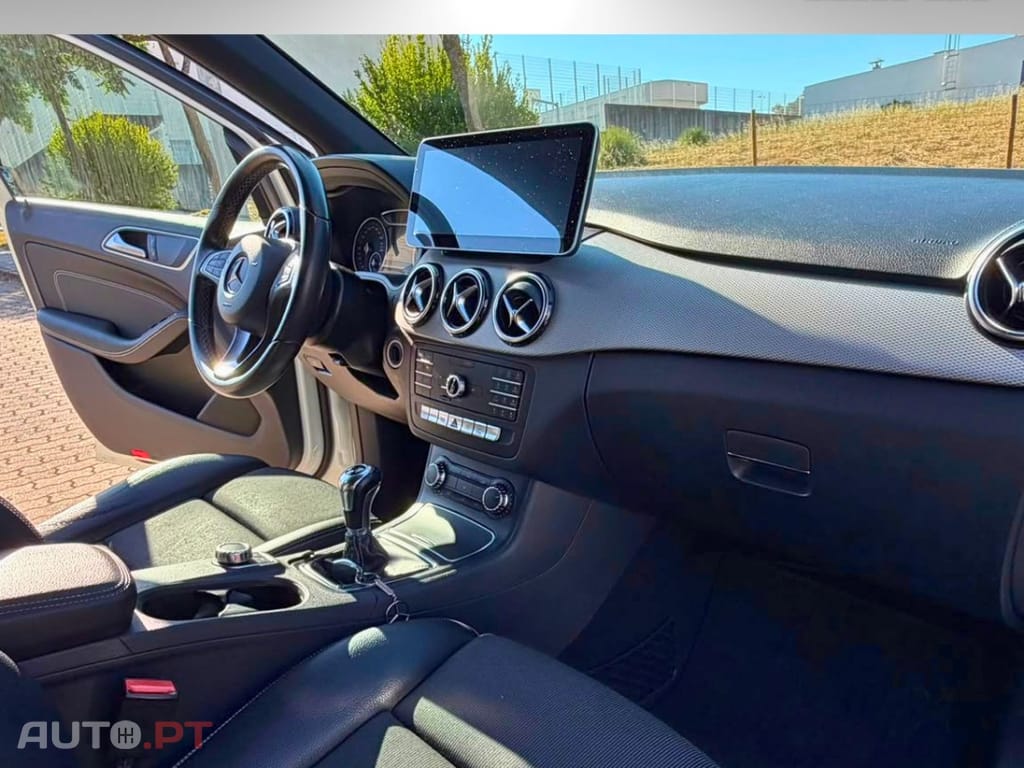 Mercedes-Benz B 180 d Urban