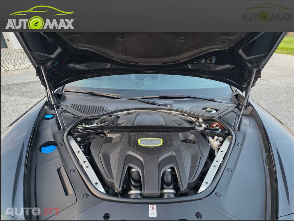 Porsche Panamera 4 E-Hybrid Executive