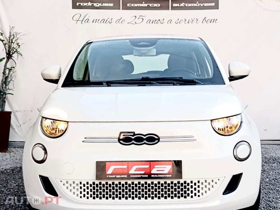 Fiat 500e 500e 42kWh ICON