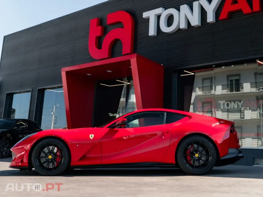 Ferrari 812 6.5 V12