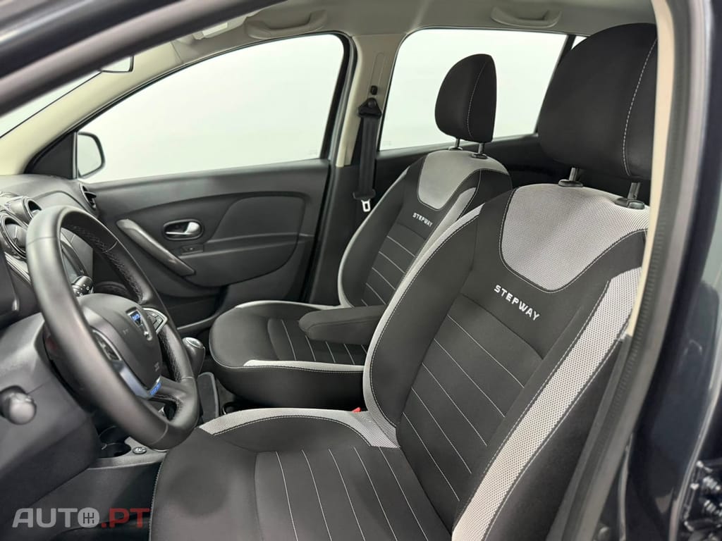 Dacia Sandero 0.9 TCe Stepway
