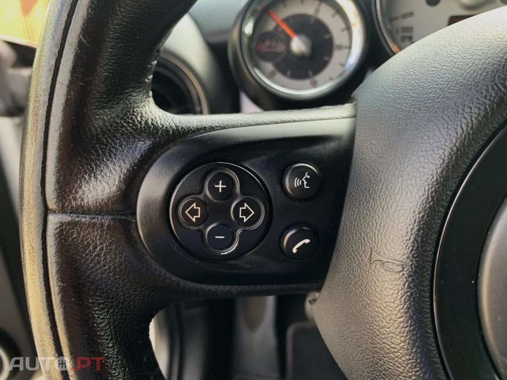 MINI Cabrio Cooper D