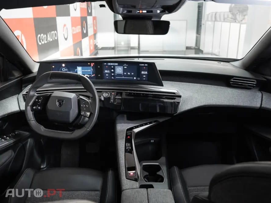 Peugeot 5008 1.2 Hybrid Allure e-DCS6
