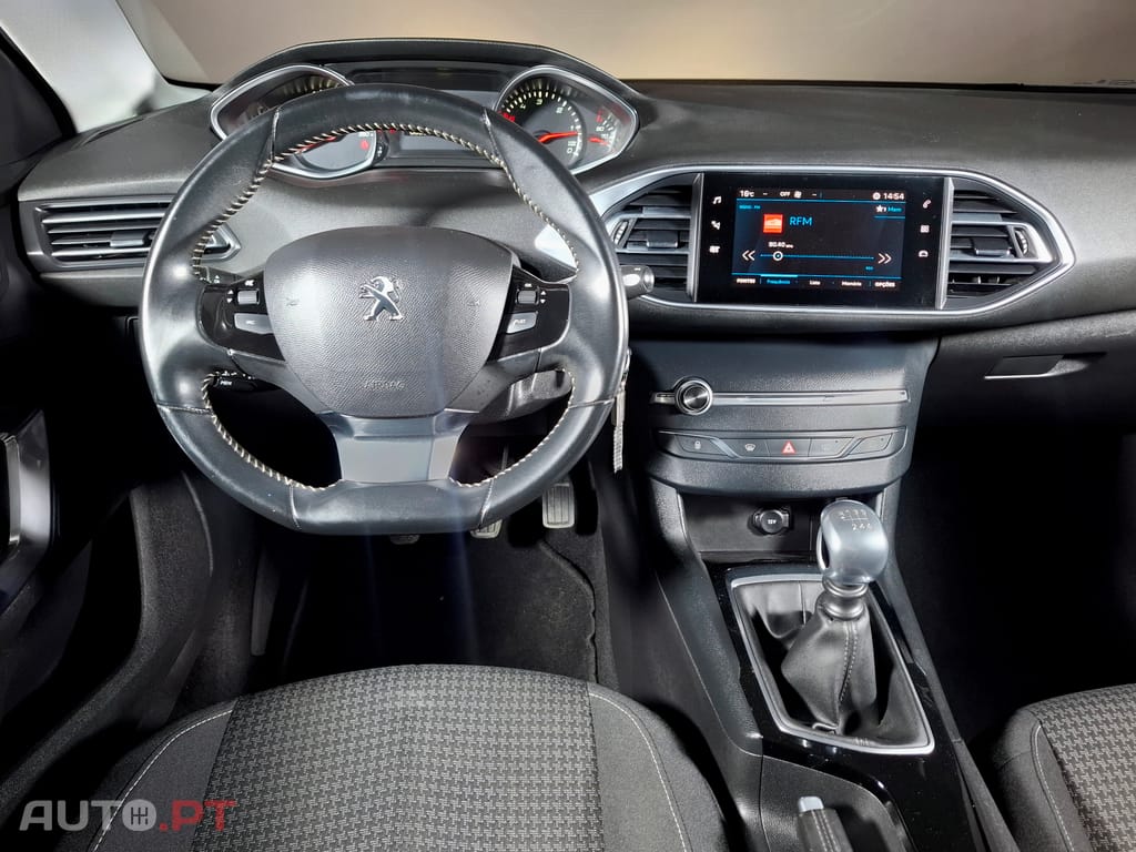 Peugeot 308 1.5 BlueHDi Business Line