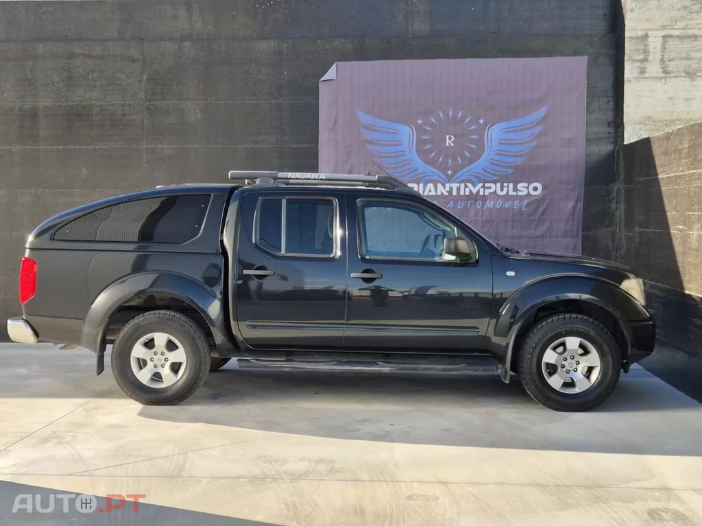 Nissan Navara 2.5 dCi CD LE Prem.+IT