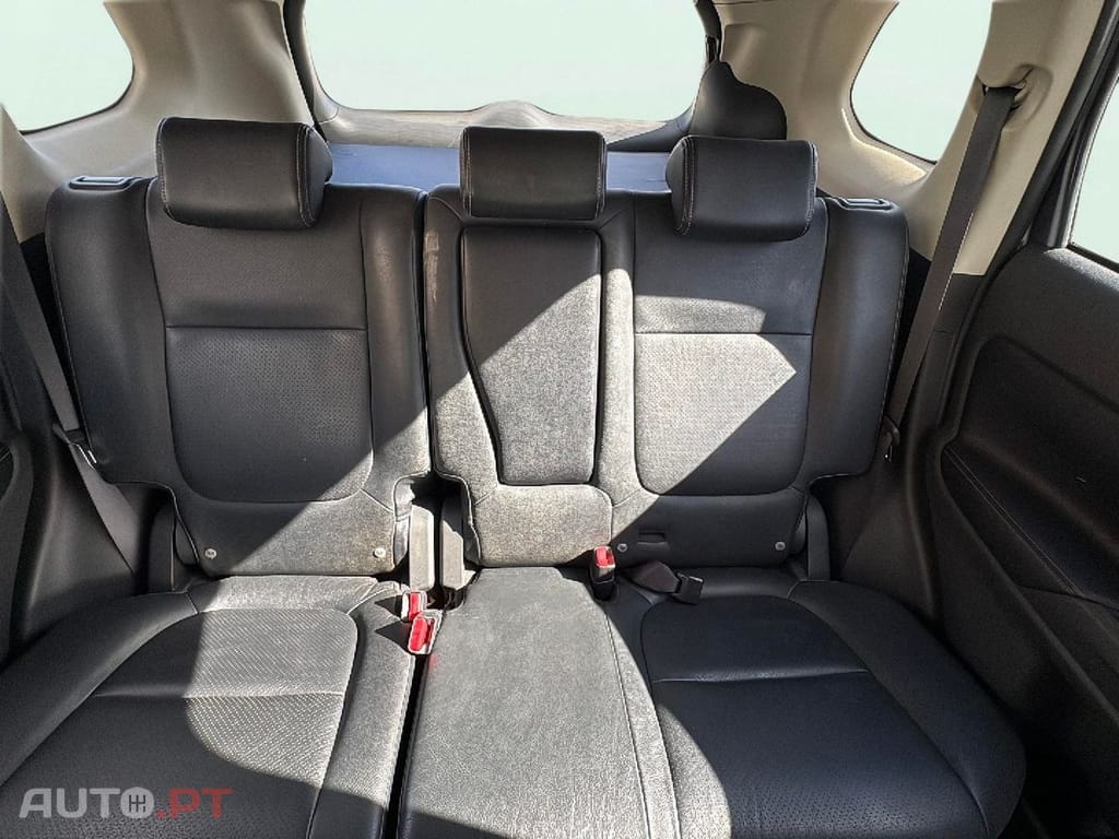 Mitsubishi Outlander 2.0 MIVEC Intense+
