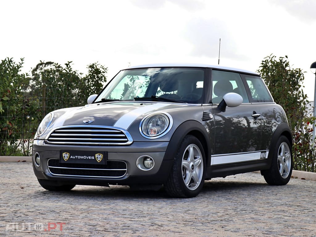 MINI Cooper Cooper D