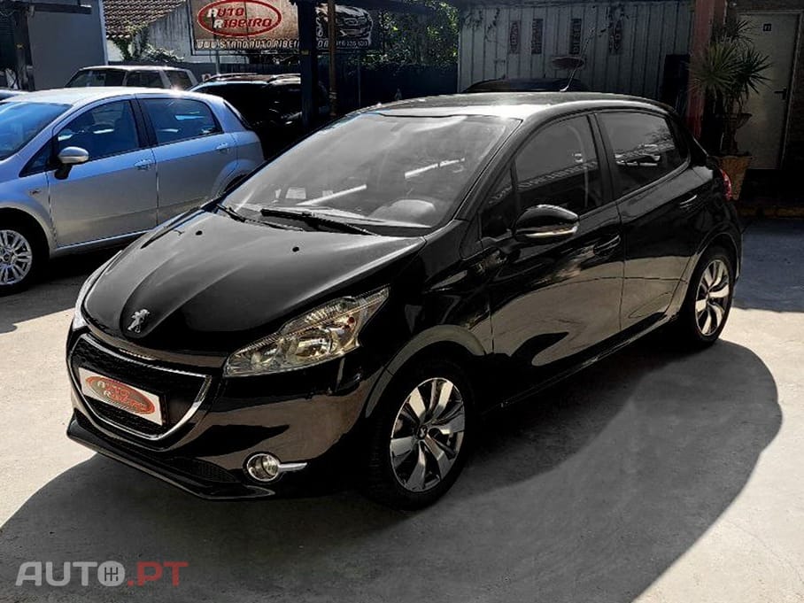 Peugeot 208 1.4 HDi SE Style