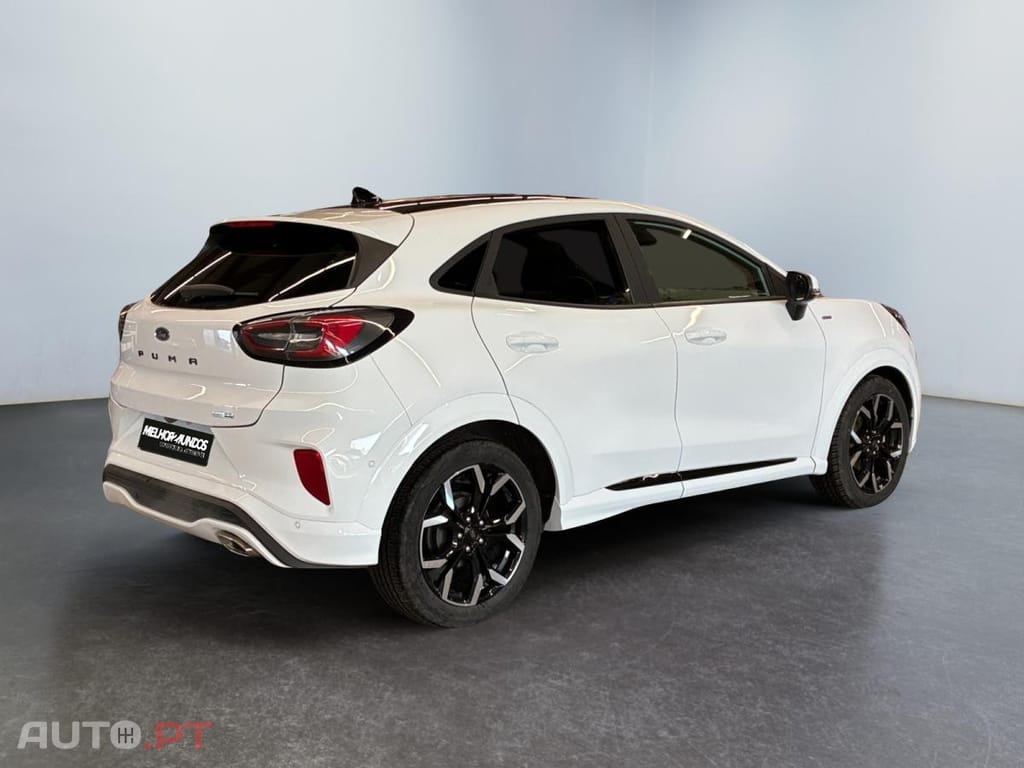 Ford Puma 1.0 Flexifuel mHEV ST-Line x