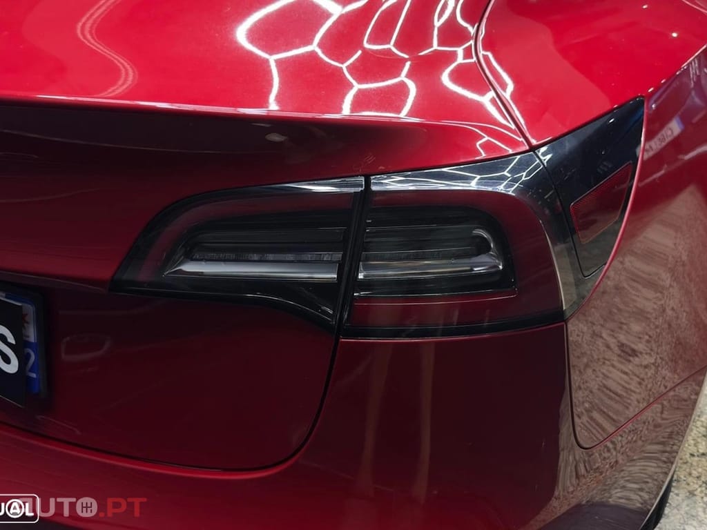 Tesla Model 3 Standard Range Plus RWD