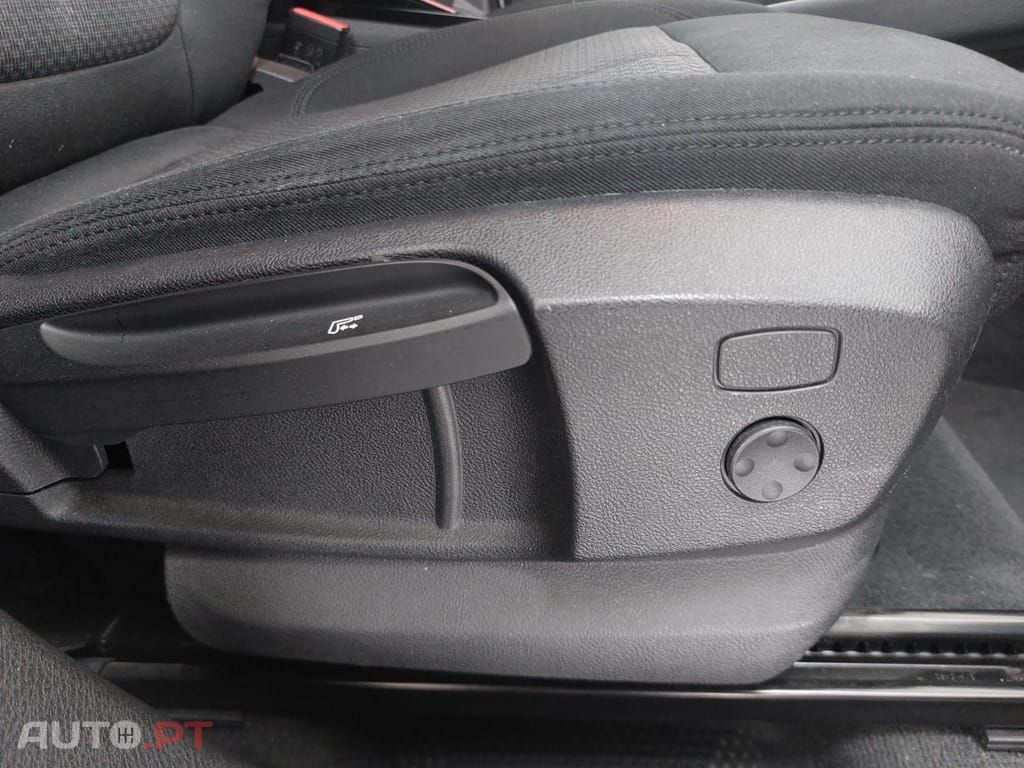 BMW X1 18 i sDrive Advantage