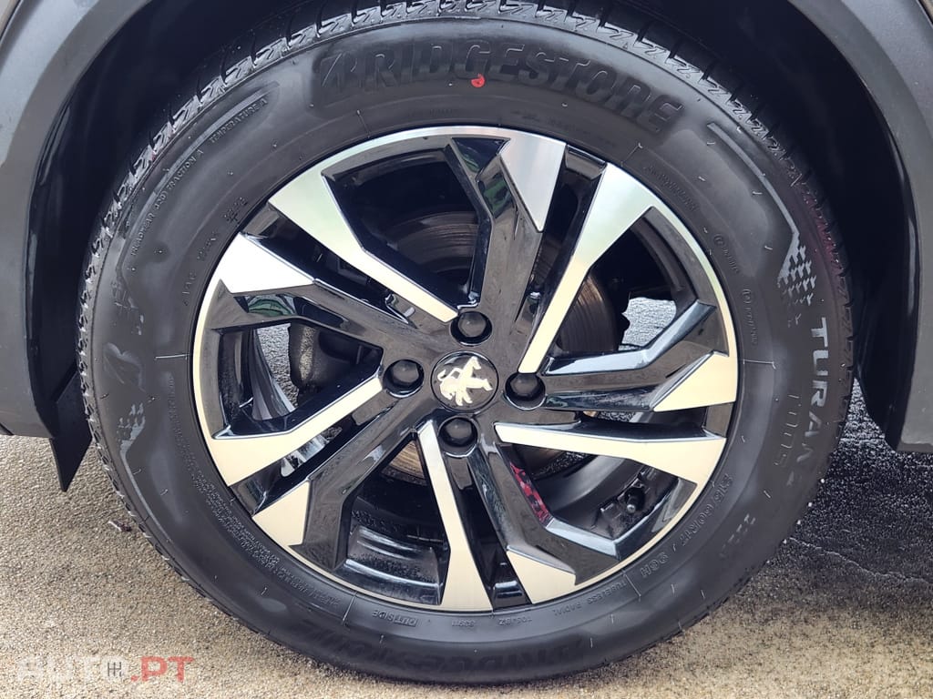 Peugeot 2008 1.5 BlueHDi Allure