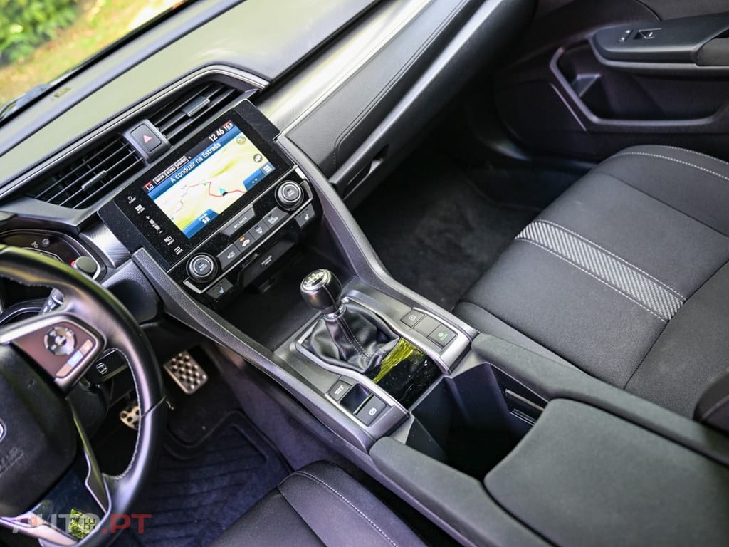 Honda Civic 1.0 i-VTEC Executive