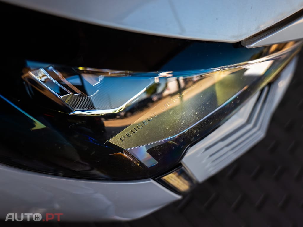 Peugeot 5008 1.2 PureTech Allure Pack EAT8