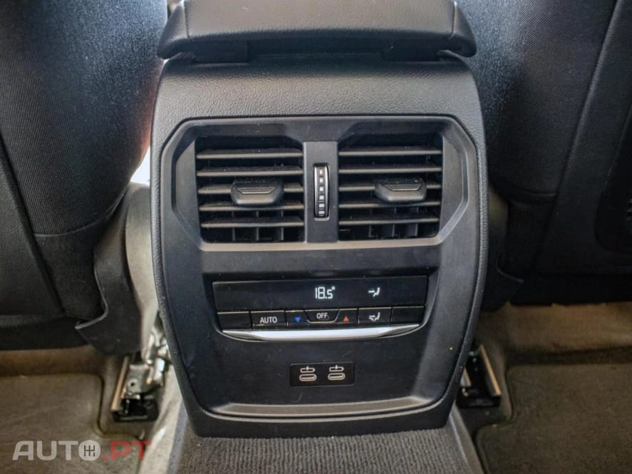 BMW 320 e Touring Auto