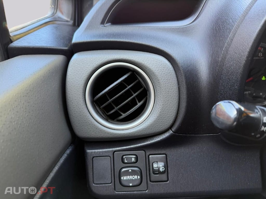 Toyota Yaris 1.0 VVT-i Comfort +PS Style +P.Techno