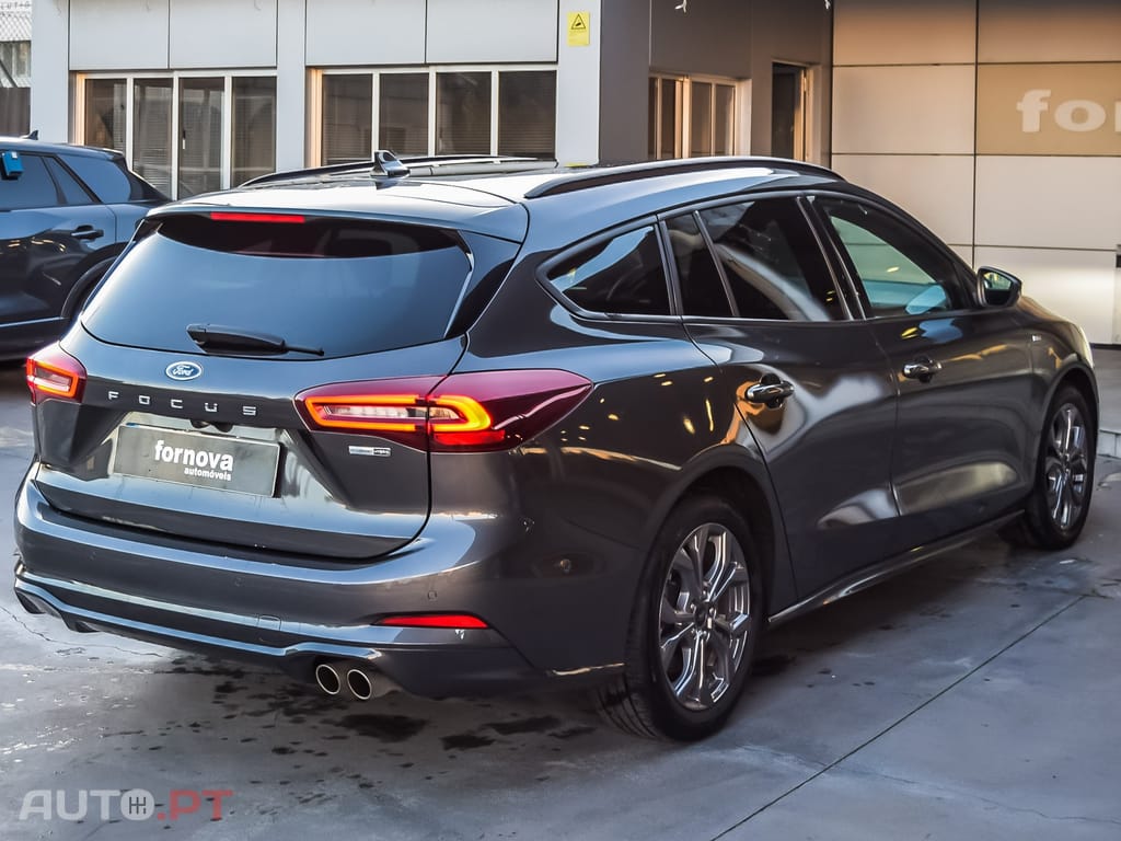 Ford Focus SW 1.0 EcoBoost ST-Line