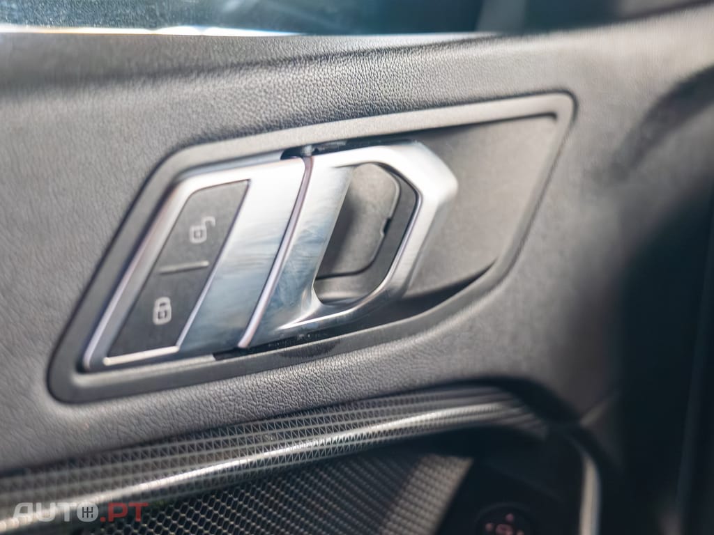 BMW 116 d Pack Desportivo M