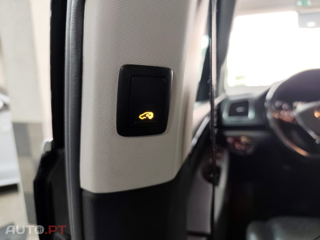 Volkswagen Sharan 2.0 TDI DSG (BlueMotion ) Highline