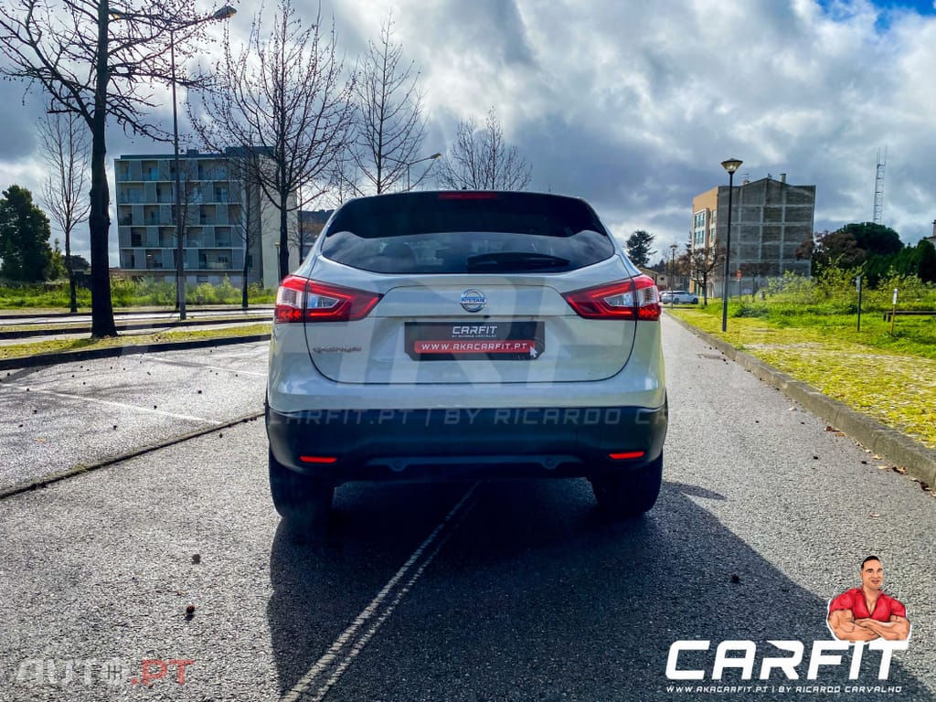 Nissan Qashqai 1.2 DIG-T N-Connecta RS+PS 18 Xtronic