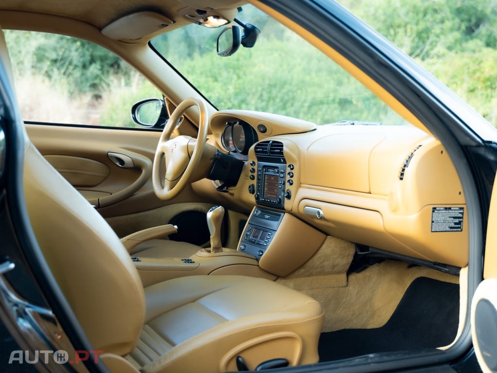 Porsche 996 Carrera