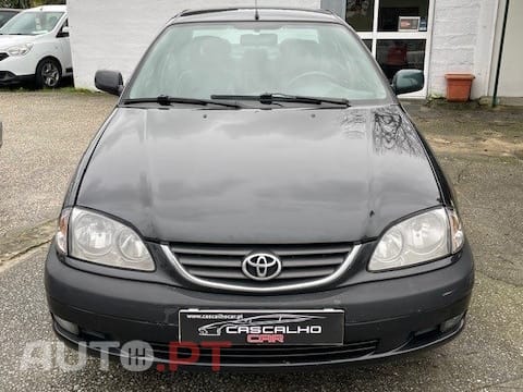 Toyota Avensis S/D 1.6 Executive