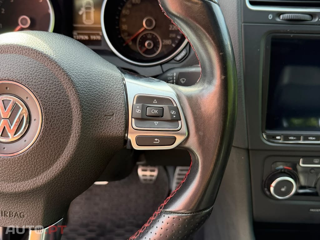 Volkswagen Golf 2.0 TSi GTi