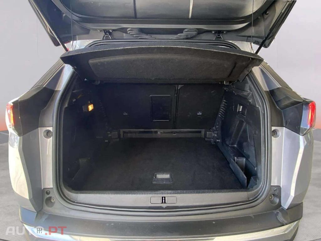 Peugeot 3008 1.5 BlueHDi Allure EAT8