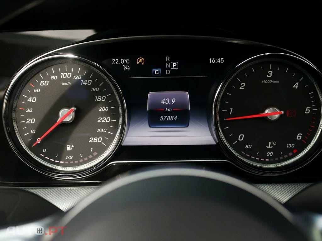 Mercedes-Benz E 220 d AMG Line Aut.