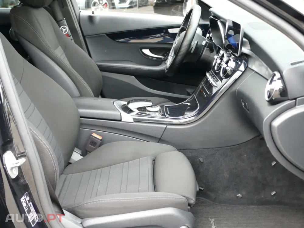 Mercedes-Benz C 300 de Avantgarde