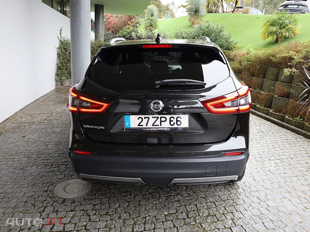 Nissan Qashqai 1.5 dCi N-Connecta J18