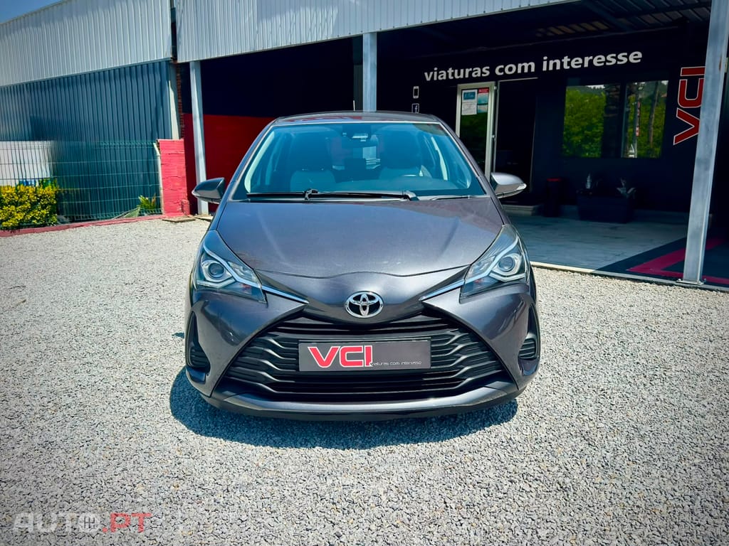 Toyota Yaris 1.0 VVT-I CONFORT