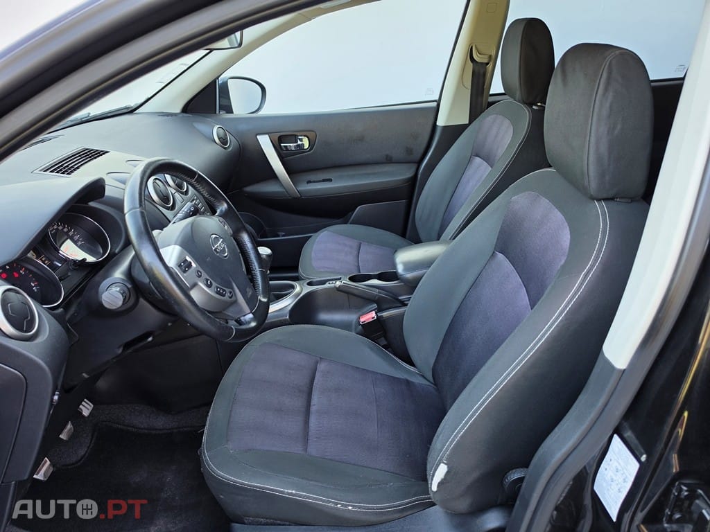 Nissan Qashqai +2 1.6 dCi Tekna Premium 360