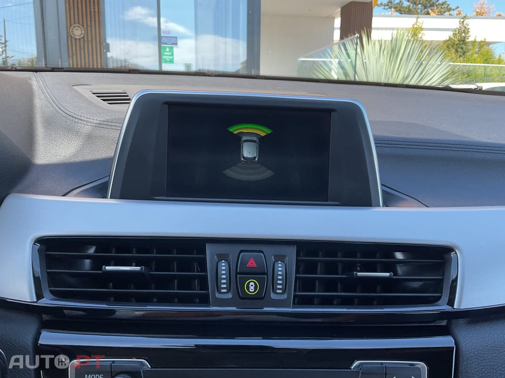 BMW X2 16 d sDrive Auto