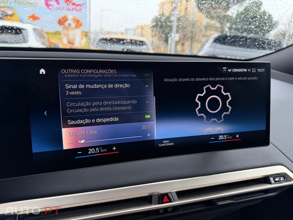 BMW iX xDrive 40 Pack Desportivo