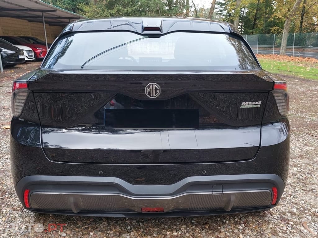 MG MG4 51 kWh Standard