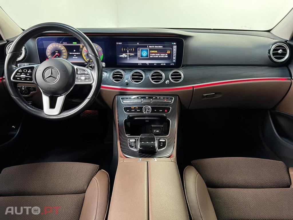 Mercedes-Benz E 300 de Auto Station
