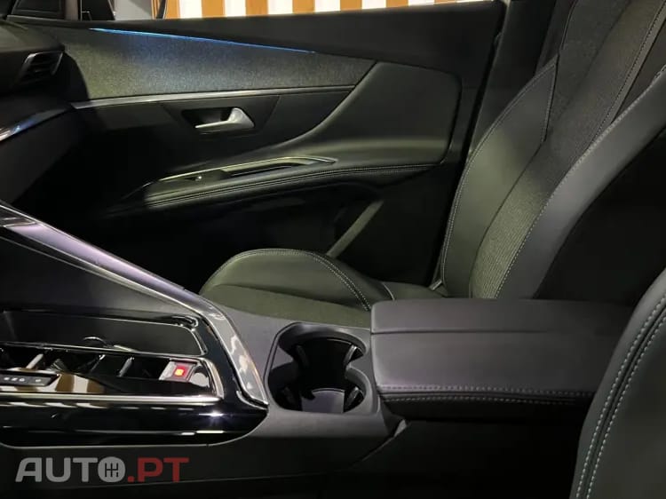 Peugeot 3008 1.6 Hybrid Allure Pack e-EAT8
