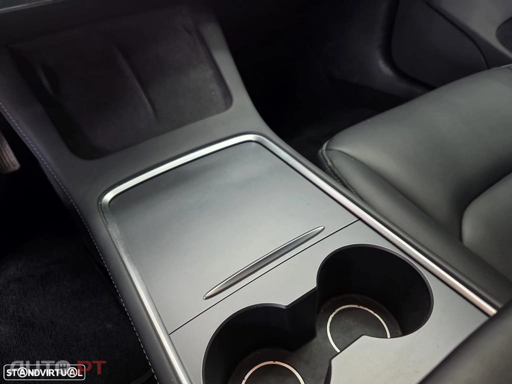 Tesla Model 3 Standard Range Plus RWD